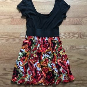 LUNA TIKS Pattern Dress - Size L